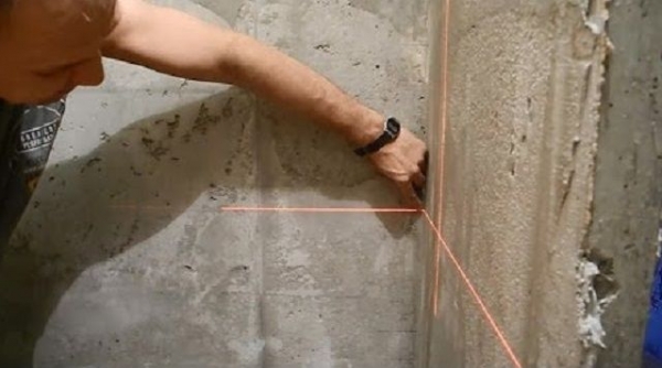 Способы выравнивания стен — выбор способа и процесс выравнивания своими руками
